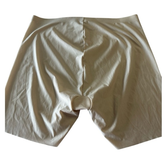 Wacoal Women's Intimates in Beige - Picture 2 of 5